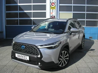 Toyota Corolla Cross Hybrid Dynamic 17.000 km nieuwstaat