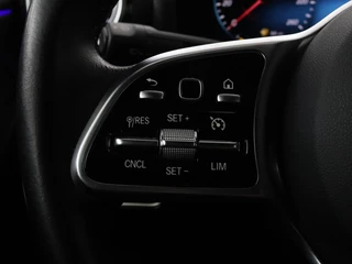 Mercedes-Benz A-Klasse Mercedes-Benz A-klasse 250e Business Solution Luxury | Leder | Stoelverwarming | Trekhaak | Camera | Navigatie | Full LED | Park Assist | Climate control | Widescreen - afbeelding nr 18