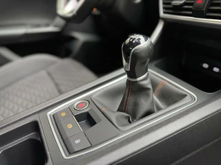 SEAT Leon Seat Leon 1.5 TSI FR Launch Edition | LED | Stoelverwarming | Navigatiesysteem | Adaptive cruise control | Apple CarPlay | 18 inch lichtmetalen velgen | Achteruitrijcamera | Trehaak uitklapbaar | Parkeersensoren voor en achter - afbeelding nr 57