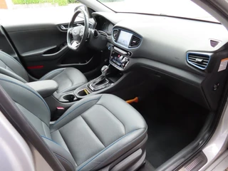 Hyundai IONIQ Hyundai IONIQ 1.6 GDI PHEV Premium Leder Open Dak Trekhaak 2019 - afbeelding nr 39