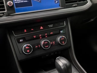 SEAT Leon SEAT Leon ST 1.5 TSI Sport 150Pk Automaat (NAVIGATIE, CLIMATE, CAMERA, KEYLESS, SPORTSTOELEN, TREKHAAK, PARKEERSENSOREN, CRUISE, NIEUWSTAAT) - afbeelding nr 9