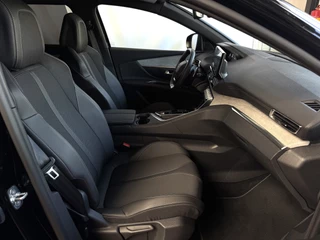 Peugeot 5008 Peugeot 5008 GT BLACK PACK 7P CAMERA NAVI I-COCKPIT LED ELEK.KLEP STOELVERW. LEER LED 2024 7PERS 7PERSOONS - afbeelding nr 27