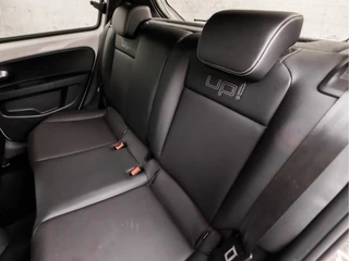 Volkswagen up! (SCHUIFDAK, LEDER, BLUETOOTH, STOELVERWARMING, GETINT GLAS, PARKEERSENSOREN, CRUISE, ZWART HEMEL, LM VELGEN, NIEUWSTAAT) - afbeelding nr 14