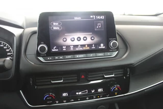 Nissan QASHQAI Nissan QASHQAI 1.3 MHEV X Acenta Panoramadak / automaat / 19