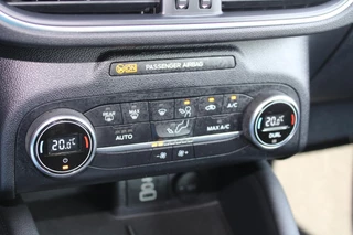 Ford Kuga Ford Kuga 2.5 FHEV Titanium | Navigatie | Camera | Cruise Control | Lichtmetalen velgen - afbeelding nr 21