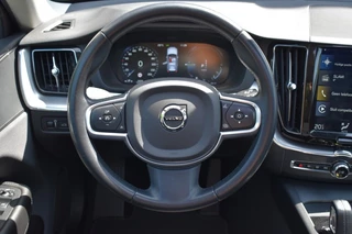 Volvo XC60 Volvo XC60 2.0 T8 TE AWD / EL. A-KLEP / P.DAK / ADAP. CRUISE - afbeelding nr 23