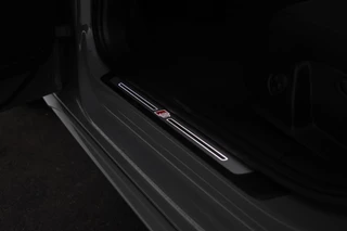 Audi A4 Audi A4 Limousine 35 TFSI Launch edition Sport Automaat, Navigatie, Sportstoelen, 19 inch! - afbeelding nr 9