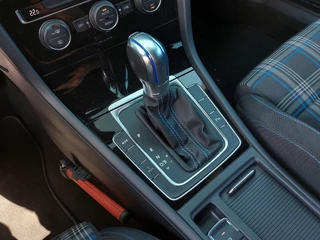 Volkswagen Golf 1.4 TSI PHEV GTE Executive | Navi | Clima | Adap.Cruise | Led Koplampen | Bluetooth Carkit+Streaming | Pdc V+A+Camera | Licht+Regensensor | Sfeerverlichting | Privacy Glass | 19''lm |Trekhaak - afbeelding nr 16