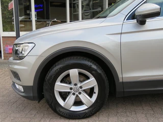 Volkswagen Tiguan Volkswagen Tiguan 1.4 TSI CON. SERIES / Led / Navi / Wegklap.haak / BOVAG garantie - afbeelding nr 10