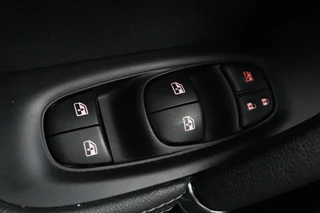 Nissan QASHQAI Nissan Qashqai 1.3 DIG-T Tekna | Panoramadak | Stoelverwarming |  Trekhaak | 360 camera | Full LED | Carplay | Navigatie | Keyless - afbeelding nr 28