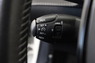 Peugeot 208 Peugeot 208 1.2 PureTech Active |Navi|Carplay| - afbeelding nr 15