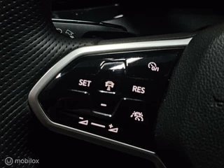 Volkswagen Golf Volkswagen Golf 2.0 TSI GTI Panorama/Camera/Virtual/Trekhaak - afbeelding nr 36