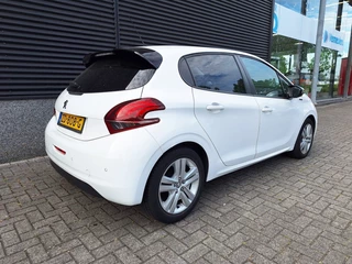 Peugeot 208 Peugeot 208 Signature 1.2 - afbeelding nr 3