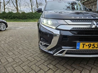 Mitsubishi Outlander Mitsubishi Outlander 2.4 PHEV intens+ Zeer luxe uitvoering! - afbeelding nr 12