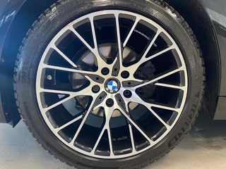 BMW 3 Serie BMW 3-serie Touring 318i Executive | LED | ELEKT ACHTERKLEP | NAVI | 18