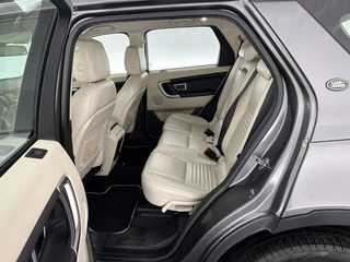 Land Rover Discovery Sport Aut.*WINDSOR-FULL-LEATHER | NAVI-FULLMAP | SHIFT-PADDLES | MEMORY-PACK | COMFORT-SEATS | PDC | CRUISE | ECC | TOWBAR | CAMERA | XENON | HEATED-SEATS | LANE-ASSIST | 19