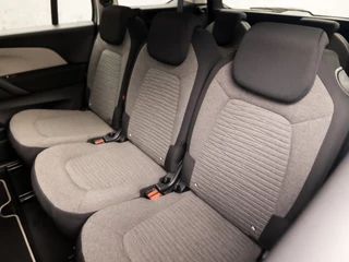 Citroën Grand C4 Spacetourer Citroën Grand C4 Spacetourer 1.2 PureTech Deluxe (GROOT NAVI, APPLE CARPLAY, CAMERA, MASSAGE, LM VELGEN, GETINT GLAS, NIEUWE APK, NIEUWSTAAT) - afbeelding nr 18