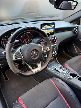 Mercedes-Benz A-Klasse Mercedes-Benz A-klasse AMG 45 4MATIC|Pano|Schaalstoelen|H&K - afbeelding nr 53