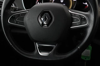 Renault Mégane Renault Mégane 1.2 TCe Zen | Trekhaak | Navigatie | Parkeerhulp |  Climate control | Cruise control | Bluetooth | DAB | Regen-/lichtsensor - afbeelding nr 8