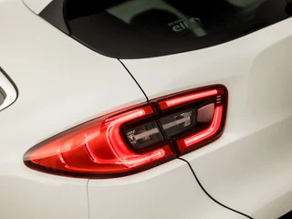 Renault Kadjar Automaat (PANORAMADAK, NAVIGATIE, VIRTUAL COCKPIT, LEDEREN SPORTSTOELEN, STOELVERWARMING, CAMERA, KEYLESS, BOSE AUDIO, LED KOPLAMPEN, NIEUWE APK, NIEUWSTAAT) - afbeelding nr 28