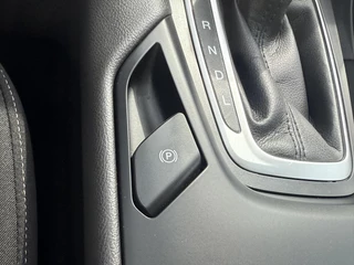 Ford Mondeo Ford Mondeo Wagon 2.0 IVCT HEV Titanium 187pk Cruise Control | Navigatie | Apple Carplay / Android Auto | Climate control | Extra Winterbanden set! - afbeelding nr 30