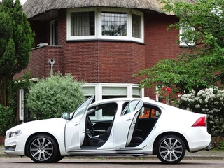 Volvo S60 Volvo S60 1.5 T2 122PK Nordic+ / R-Design / LED 2016 *NAP* - afbeelding nr 6
