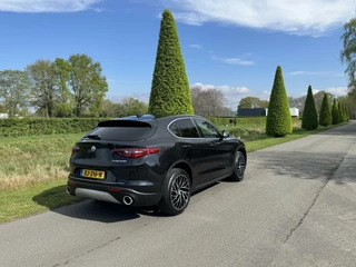 Alfa Romeo Stelvio Alfa Romeo Stelvio 2.0 T Q4 Luxery, 320pk, 20 inch, top!! - afbeelding nr 25