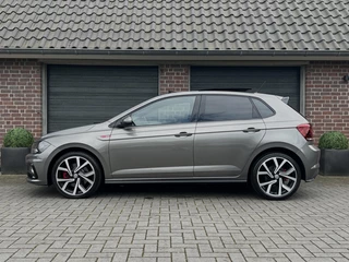 Volkswagen Polo Volkswagen Polo GTI 2.0 TSI DSG 200PK Pano Virtual 32DKM! - afbeelding nr 13