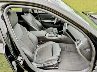 BMW 3 Serie BMW 3-serie Touring 320d High Executive Edition Mild-Hybrid - afbeelding nr 13