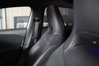 Mercedes-Benz A-Klasse Mercedes-Benz A-klasse 200 AMG 45 Look / Aut / 163 Pk / Navi / Camera / Cruise Control / F1 Flippers / Open Panoramadak / Led / 20 - afbeelding nr 17