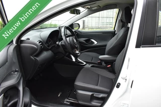 Toyota Yaris Toyota Yaris 1.5 Hybrid Business NAVI/KEYLESS/CAMERA/ETC.! - afbeelding nr 7