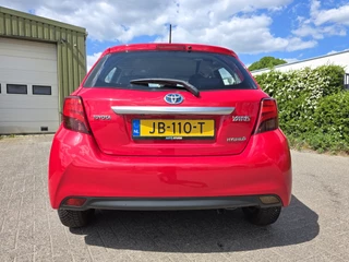 Toyota Yaris Toyota Yaris 1.5 Hybrid Asp, Camera! Nwe Apk! Zondag OPEN! - afbeelding nr 10