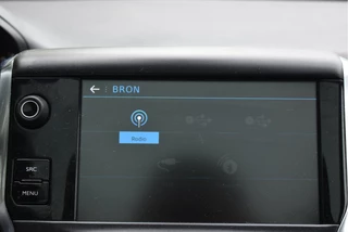 Peugeot 2008 | NL-Auto | Pano.dak | Camera | Carplay | Climate Contr | Cruise Contr | DAB | NAP - afbeelding nr 18