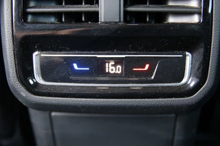 Volkswagen Passat Volkswagen Passat Variant 1.5 TSI Business - afbeelding nr 29