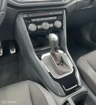 Volkswagen T-Roc Volkswagen T-Roc 1.5 TSI DSG Sport 150PK/PANO/VIRTU - afbeelding nr 37
