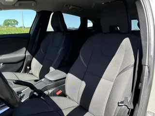Volvo V40 Volvo V40 Cross Country 2.0 T3 Nordic+ | Standkachel | BLIS | Stoelverwarming | Trekhaak | On Call - afbeelding nr 12