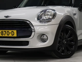 MINI Cooper MINI Cooper Mini 1.5 Salt Business [PDC ACHTER, NAVIGATIE, BLUETOOTH, CRUISE CONTROL, AIRCO, NIEUWSTAAT] - afbeelding nr 2
