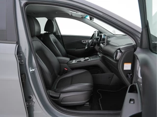 Hyundai Kona (INCL-BTW) Aut. *HEAD-UP | LEATHER-MICROFIBRE | NAVI-FULLMAP | KEYLESS | SHIFT-PADDLES | LANE-ASSIST | CAMERA | DAB | DIGI-COCKPIT | ADAPTIVE-CRUISE | COMFORT-SEATS | 17