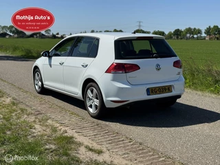 Volkswagen Golf Volkswagen Golf 1.6 TDI Connected Series - afbeelding nr 7