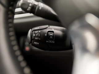 Peugeot 308 Peugeot 308 1.2 PureTech Sport (APPLE CARPLAY, GROOT NAVI, LM VELGEN, PARKEERSENSOREN, SPORTSTOELEN, CRUISE, LANE ASSIST, NIEUWSTAAT) - afbeelding nr 20