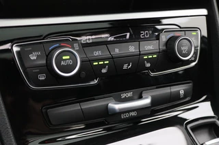 BMW 2 Serie BMW 2 Serie Active Tourer 218i Essential Climate, Panoramadak, Stoelverwarming, Bluetooth, Navigatie, Trekhaak, 16'' - afbeelding nr 46
