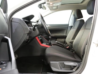 Volkswagen Polo Volkswagen Polo 1.0 TSI Highline Business R | Panoramadak | Parkeersensoren | - afbeelding nr 14