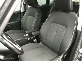 Kia Venga Kia Venga 1.6 CVVT Edition ZEER LUX Trekhaak Heel veel opties - afbeelding nr 12