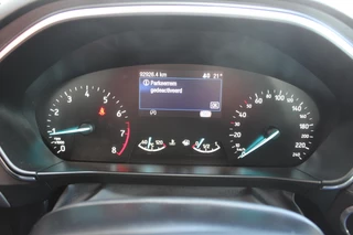 Ford Focus Ford Focus 1.0 EcoBoost Titanium Business | Winter Pack | Full LED | 10-weg verstelbare stoel | 17 inch | Camera | Head up Display | Bang&Olufsen - afbeelding nr 13