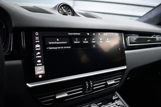 Porsche Cayenne | Carbon Exterieur | Carbon Dak | 22'' GT Design Wielen | Sportuitlaat | - afbeelding nr 16