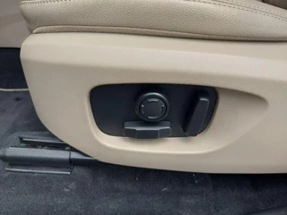 Land Rover Discovery Sport Land-Rover Discovery Sport 2.0 TD4 HSE Luxury Prijs Excl BTW, grijs kenteken leverbaar, Panorama,Navigatie, - afbeelding nr 14