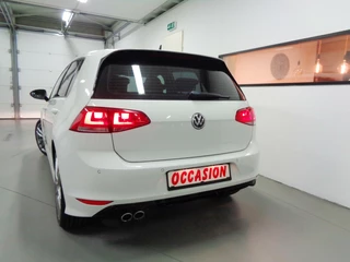 Volkswagen Golf Volkswagen Golf 1.4 TSI 150 PK R-Line/ Leer/ Massage/ 18/ Navi - afbeelding nr 17