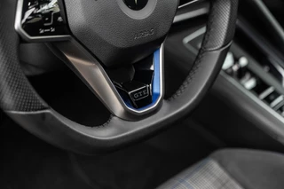 Volkswagen Golf Volkswagen Golf 1.4 eHybrid GTE | Pano | IQ Light | Dodehoek - afbeelding nr 27