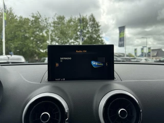 Audi A3 Audi A3 Sportback 30 TFSI Pro Line | Navi | Automaat | Clima - afbeelding nr 14