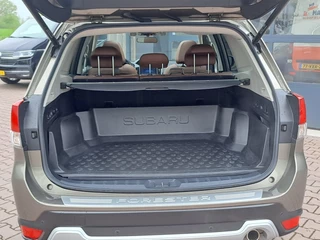 Subaru Forester | Trekhaak | Pano | All-seasons | Leder | LMV 18